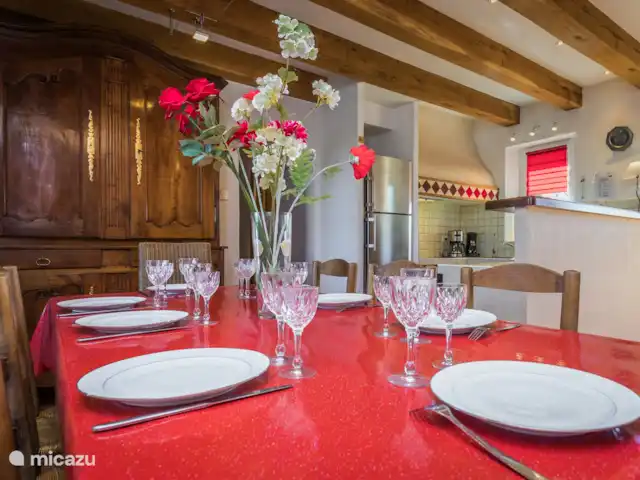 Bellevue | France, Dordogne, Les Farges - maison de vacances Une table dressée