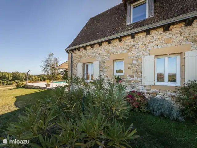 Bellevue | France, Dordogne, Les Farges - maison de vacances Maison et fleurs