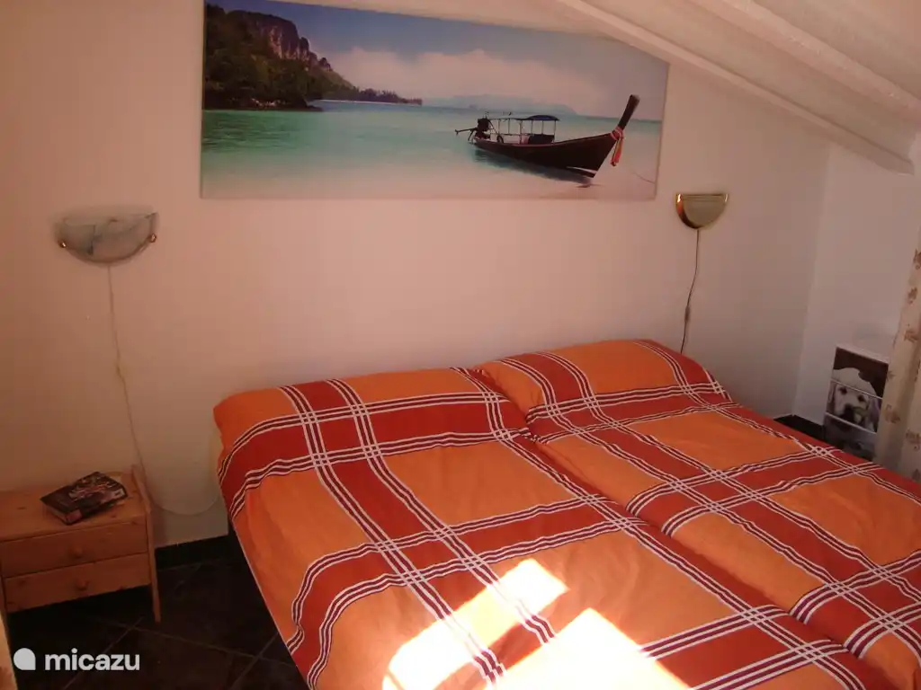 2. Stock Schlafzimmer mit zwei Betten