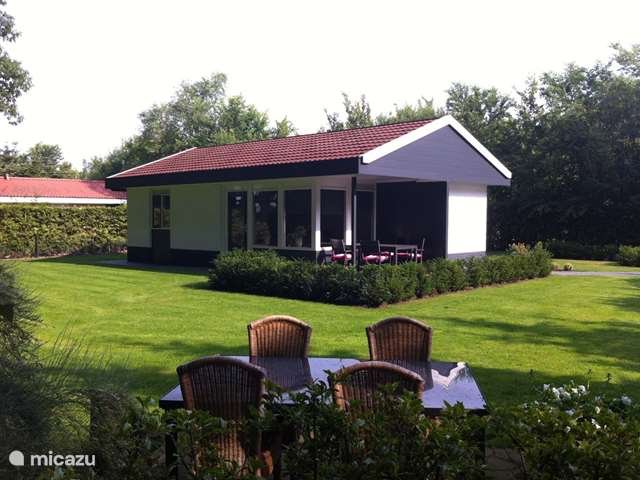 Holiday home in Netherlands, Overijssel, Tilligte - bungalow Luxury bungalow DenekempTwente