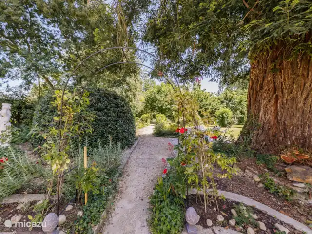 Tronquiere huren in Frankrijk, Dordogne, Lacropte - vakantiehuis Tuin