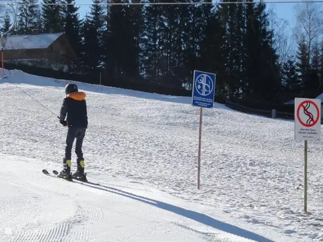 Zwei Tannen en Austria, Carintia, Grosskirchheim  - chalet Prado de esquí detrás de la casa