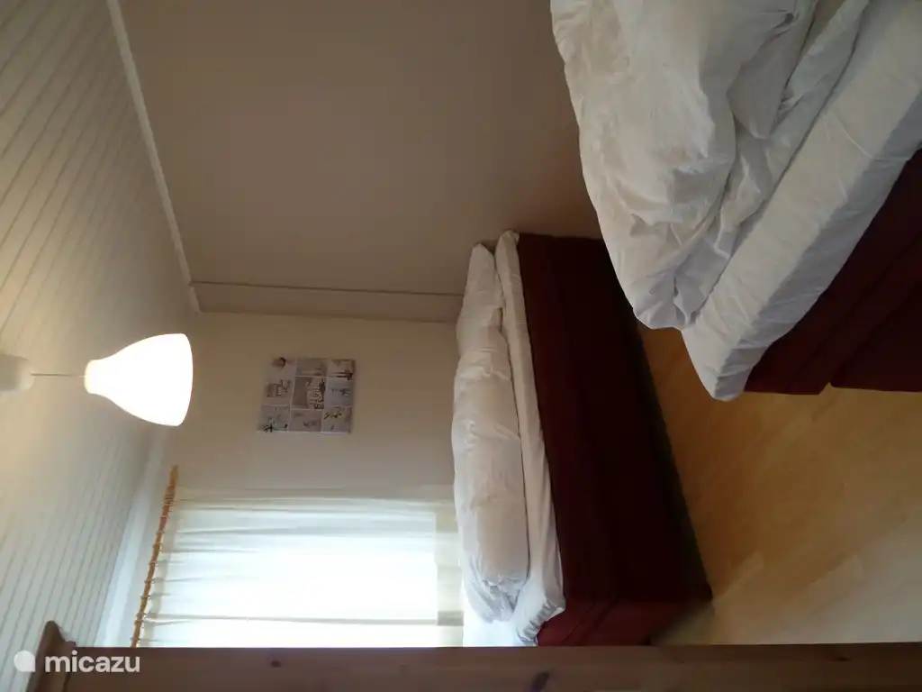 Dormitorio 2, arriba