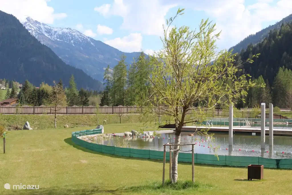 Piscina en el pueblo