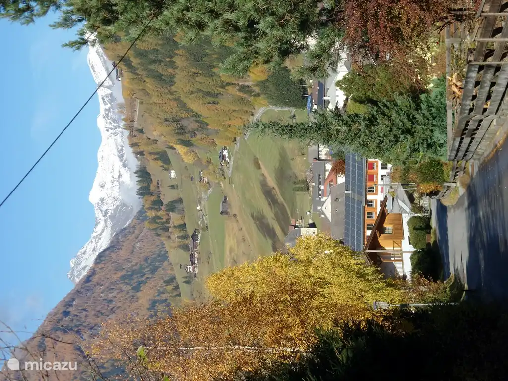 El camino al lado de nuestra casa