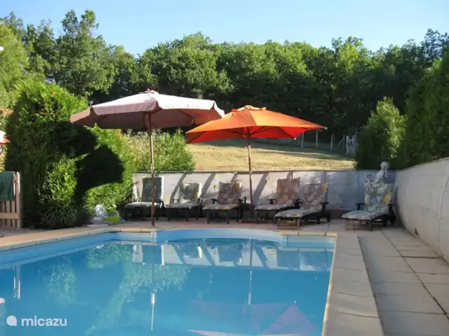 Wandelen, Frankrijk, Lot, Frayssinet, gîte / cottage Les Combes - 10 personen zwemabd