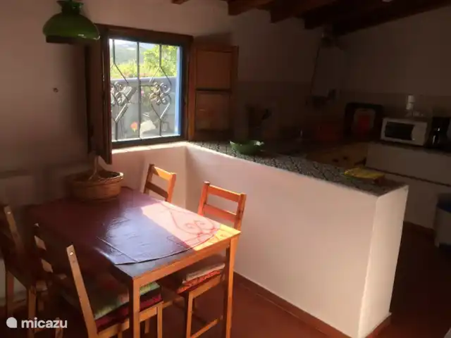 Casa Palmeira, Casa Geco | Portugal, Algarve, Moncarapacho - finca cuisine