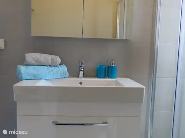 Villa Euphorie | Grèce, Crète, Kyrianna - villa Meuble de salle de bain luxueux