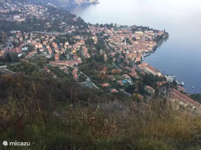 Appartement de luxe San Andrea Menaggio | Italie, Lac de Côme, Menaggio - appartement vue d’oiseaux Menaggio depuis le jardin