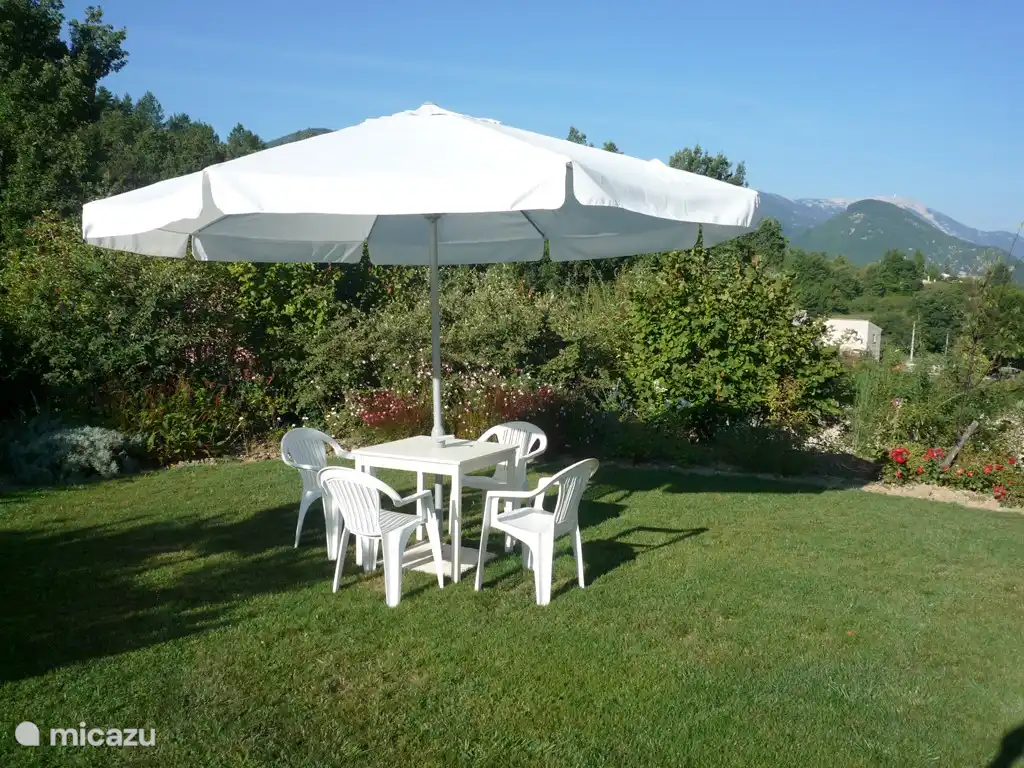 Entspannen Sie mit Blick auf den Mont Ventoux
