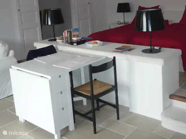 Studio spacieux au Mont Ventoux | France, Drôme, Montbrun-les-Bains - studio Table à manger