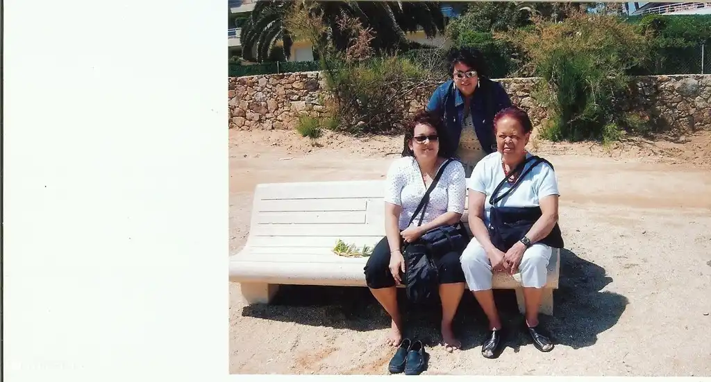 Elsa, Jeanine &amp; Leana