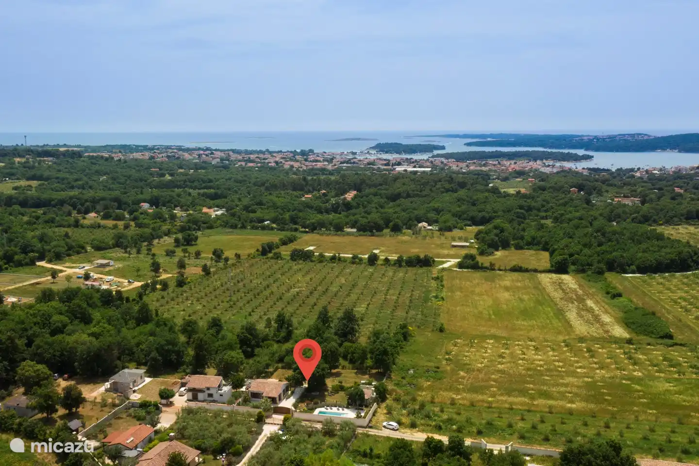 La distancia al mar se puede ver bien desde esta posición. 