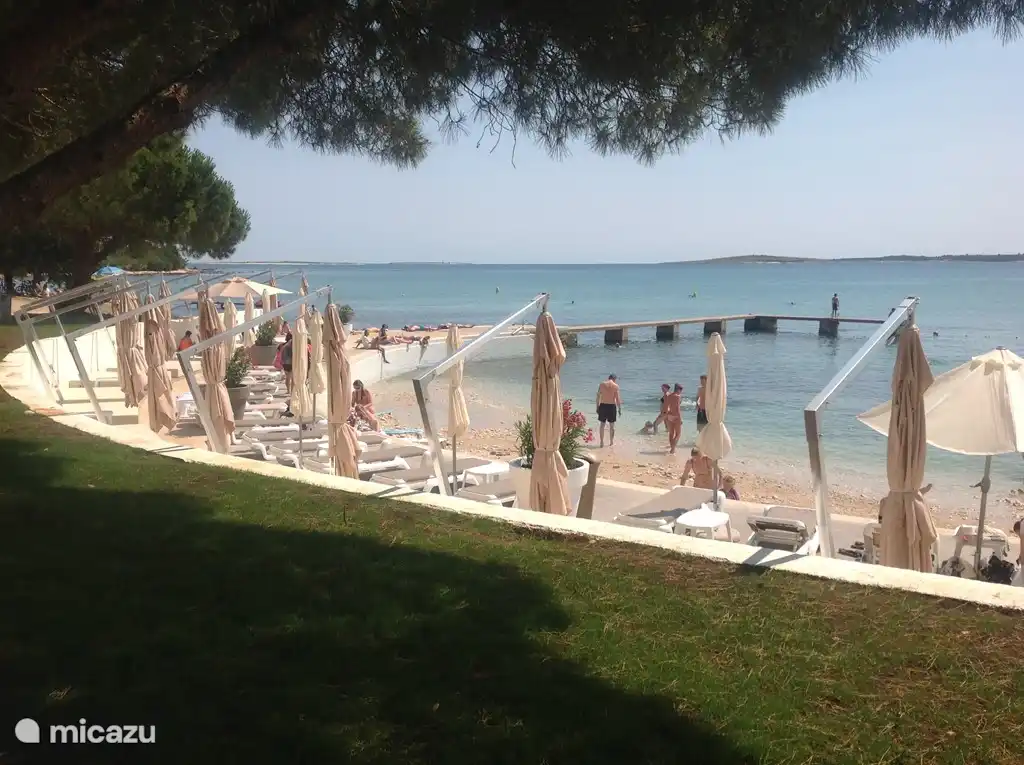 Playa 'Belvedere' en Medulin.