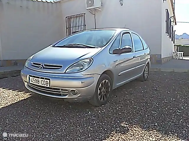 bungalow huren in Spanje, Costa Blanca, La Romana – Las Casitas La Ladera Casita 2 Citroen Xsara Picasso die u eventueel kunt huren