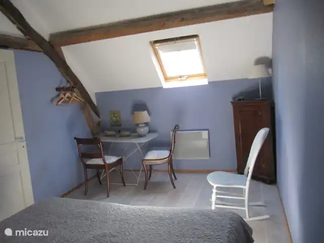 Location de Vacances France, Cher, Vesdun, maison de vacances - Gîte Jardin de Jauny la chambre bleue
