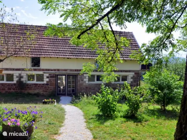 gîte / cottage huren in Frankrijk, Corrèze, Louignac – De Stal gîte / cottage huren in Frankrijk, Corrèze, Louignac – De Stal