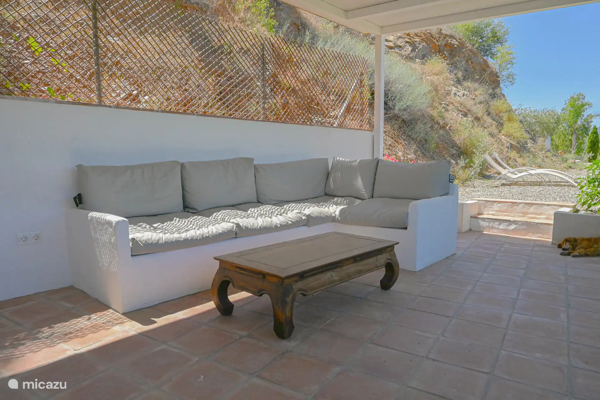 Das Ferienhaus Golondrinas verfügt über ein Lounge-Sofa, um sich zu entspannen und die Aussicht zu genießen