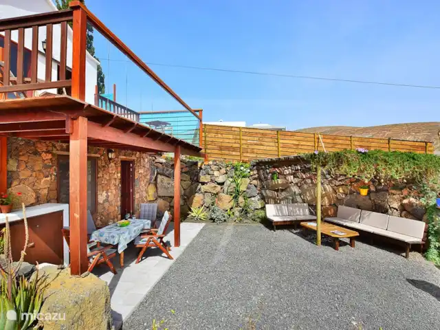 vakantiehuis huren in Spanje, Lanzarote, Tabayesco – El Chafariz De binnen tuin