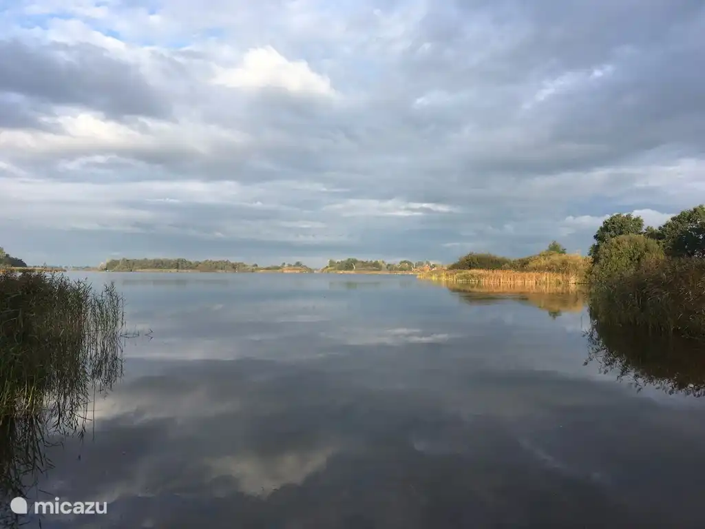Often the lake is so picturesque. We can not get enough of it