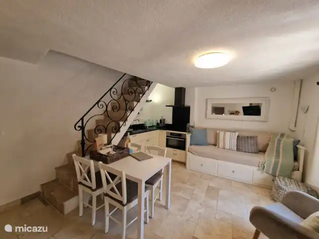 Hameau des Claudins n°5 Vallaury | France, Côte d'Azur, Le Plan-de-la-Tour - maison de vacances Salon avec TV et canapé-lit