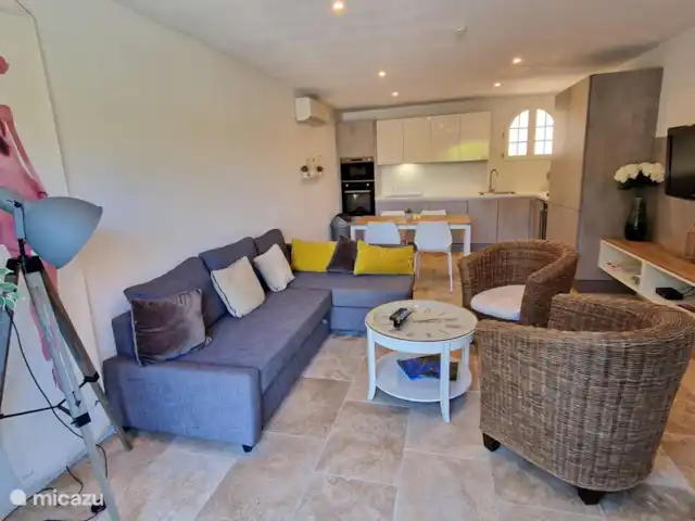 Hameau des Claudins n°19 Estagnol | France, Côte d'Azur, Le Plan-de-la-Tour - maison de vacances Salon avec canapé-lit