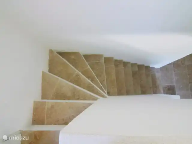 Hameau des Claudins No. 21 Mazet en Francia, Costa Azul, Le Plan-de-la-Tour - casa vacacional Escaleras al 1er piso