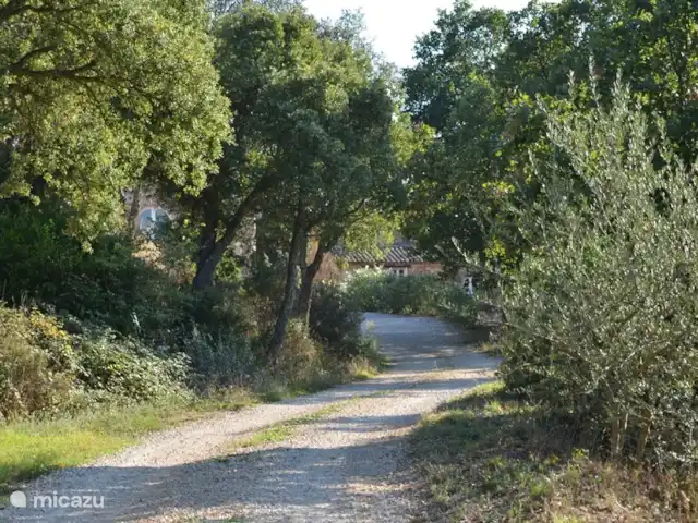Hameau des Claudins No. 21 Mazet en Francia, Costa Azul, Le Plan-de-la-Tour - casa vacacional el camino de entrada