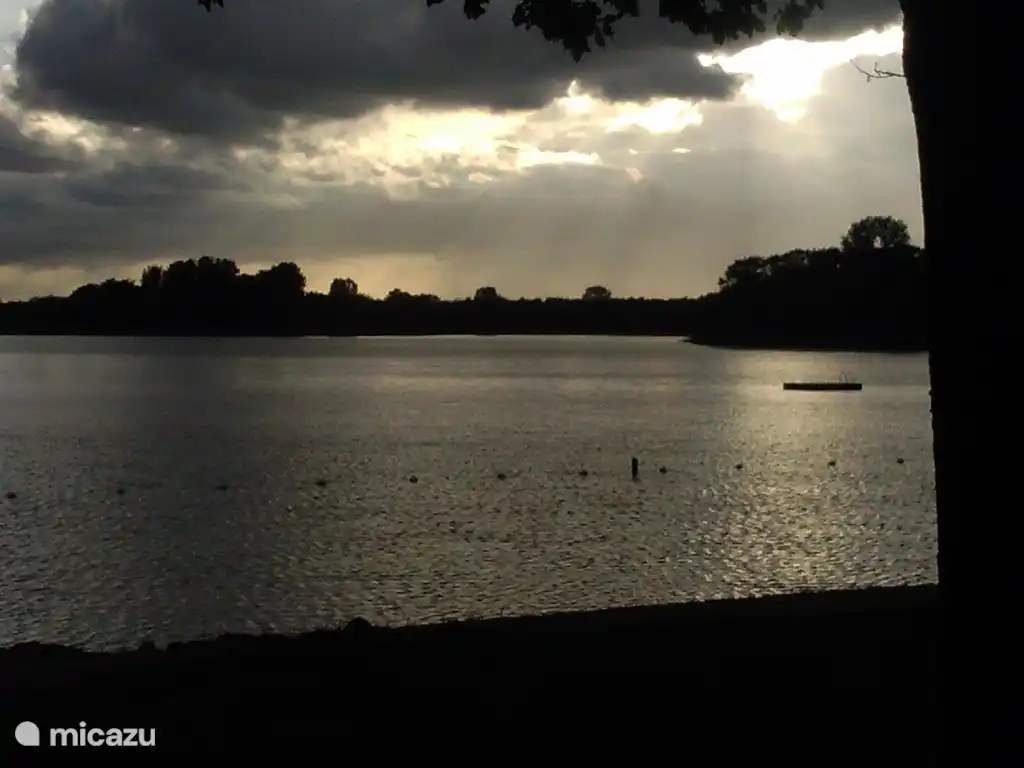 Weniger als 10 Gehminuten über den Forstweg nach 't Hilgelo