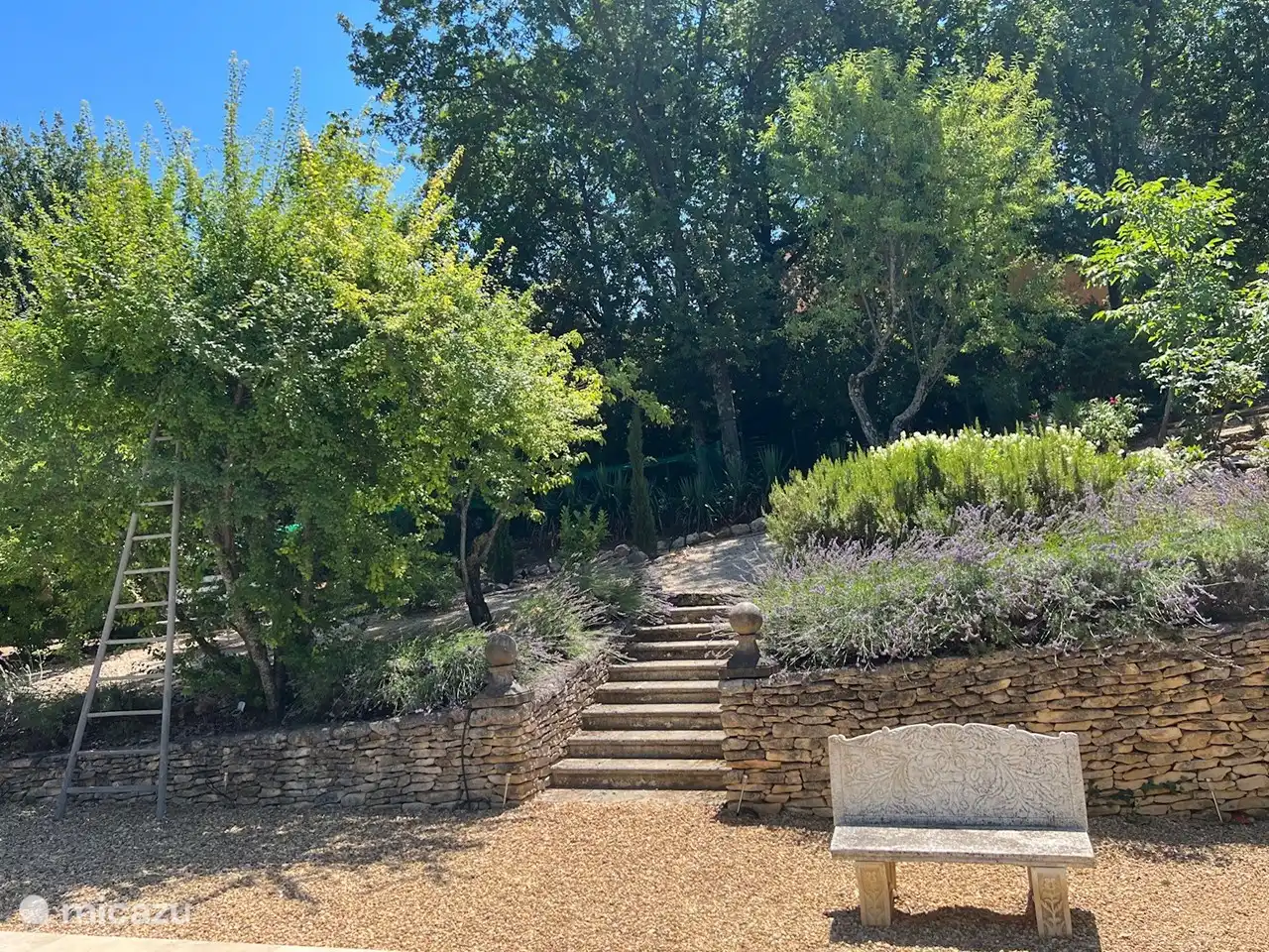 Der Garten der Villa Rosalys 3200 m2