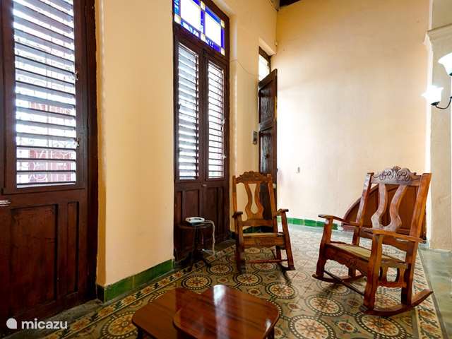 Holiday home in Cuba – townhouse Casa Havana - casa Guantanamera