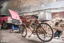 Black and white, a common occurrence in Cuba