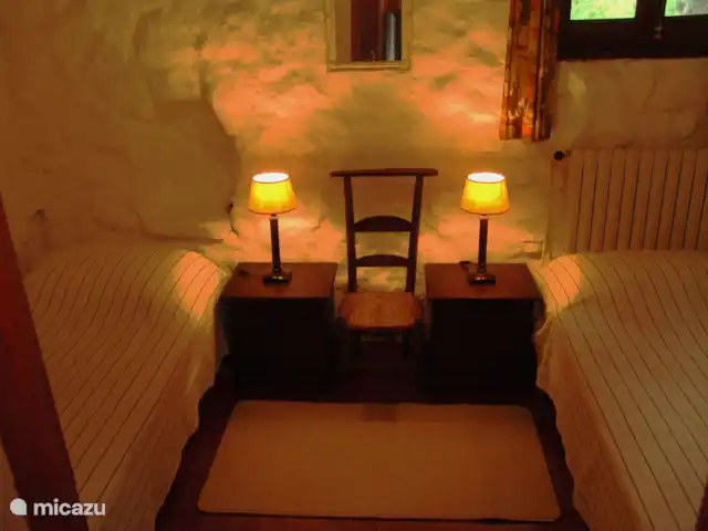 el rancho en Francia, Ardecha, Darbres - casa vacacional pequeño cuarto