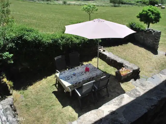 el rancho en Francia, Ardecha, Darbres - casa vacacional Terraza orientada al sur