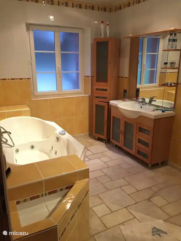 Badkamer op de begane grond 