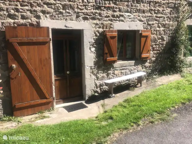 Location de Vacances France, Haute-Loire, La Chaise-Dieu, gîte / cottage - Gîte de Folgoux Porte d'entrée Gite