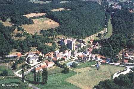 Saint Amand de Coly from the air