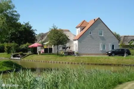 Vakantiehuis Nederland, Zuid-Holland, Hellevoetsluis bungalow Wiels Huis Vakantiehuis Nederland, Zuid-Holland, Hellevoetsluis bungalow Wiels Huis