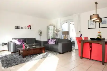 Vakantiehuis Nederland, Zuid-Holland, Hellevoetsluis bungalow Wiels Huis woonkamer