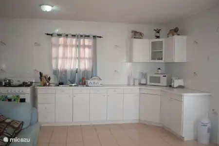 Vakantiehuis Aruba, Centraal Aruba, Santa Cruz vakantiehuis Macuarima Vacation Keuken
