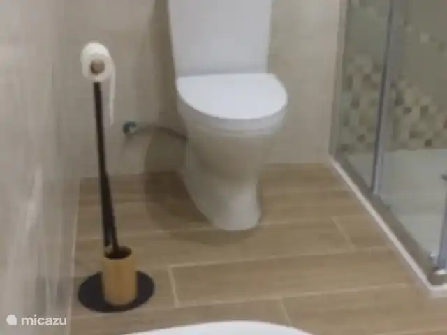 villa huren in Spanje, Costa de la Luz, El Rompido – Casa Cristobal Badkamer met wastafel/douche/wc/bidet