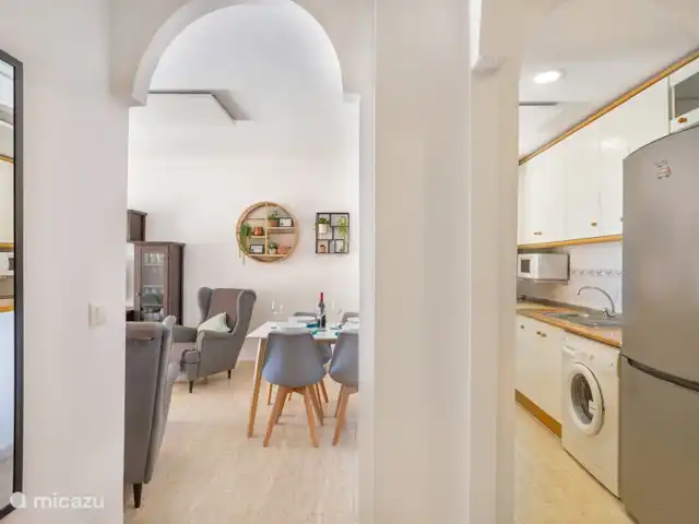 La Mata Viñamar 7 vista frontal al mar en España, Costa Blanca, La Mata - apartamento Un paso suave a la cocina.