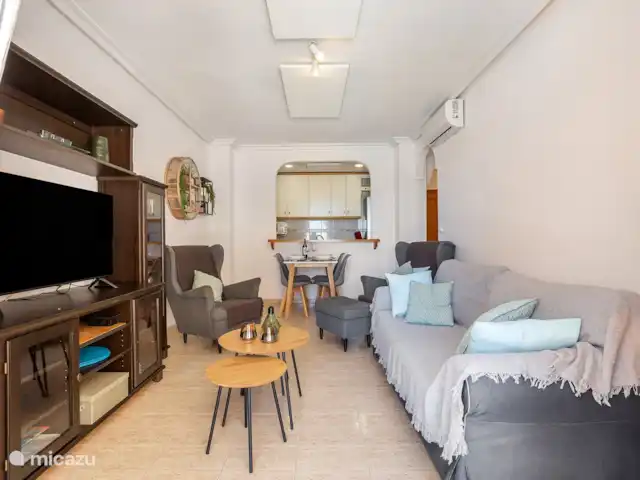 La Mata Viñamar 7 vista frontal al mar en España, Costa Blanca, La Mata - apartamento Hay un televisor inteligente disponible.