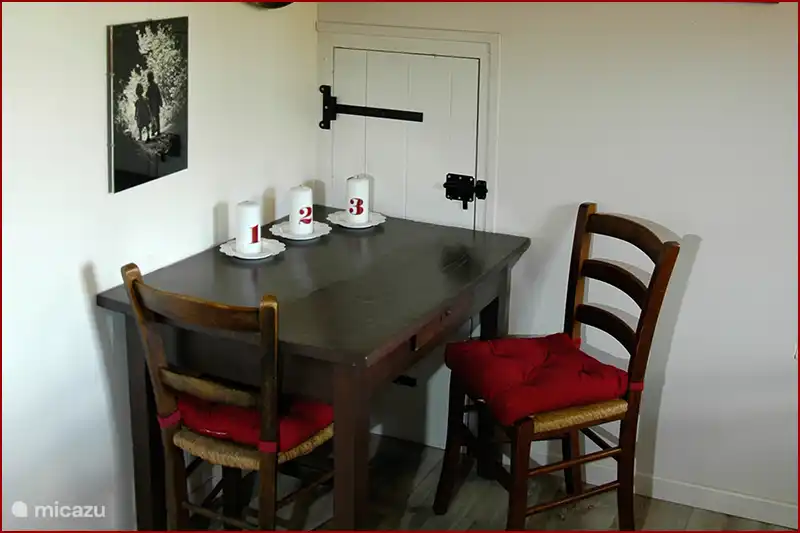 Small corner in the salon.