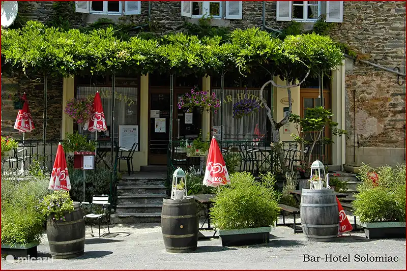 Restaurant, bar, in Grand Vabre.