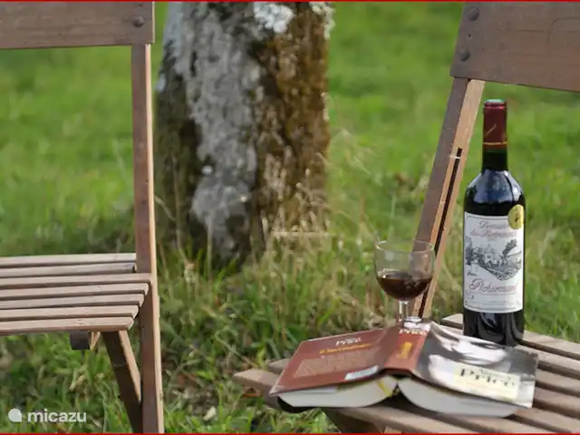 Gîte de la Roque | France, Aveyron, Conques - ferme Il est toujours temps pour un verre de vin. Certains producteurs de vin bien connus sont actifs dans la région.
