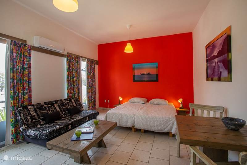 Vacation rental Curaçao, Curacao-Middle, Willemstad Studio Room queenbed or 2 single beds