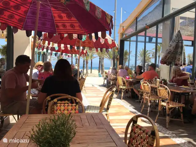Acogedora villa con vistas al mar en España, Costa Blanca, Jávea - villa Uno de los muchos restaurantes en la playa del Arenal