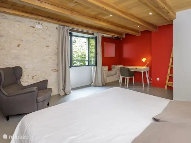 Castelneuve | France, Lot-et-Garonne, Castelnau Montratier - villa La chambre
