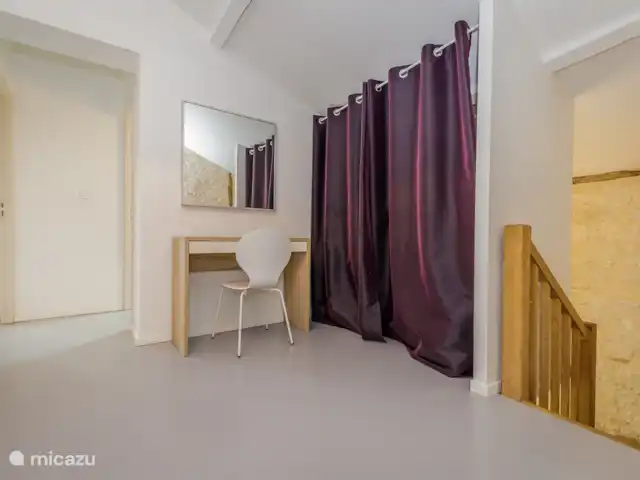 Castelneuve | France, Lot-et-Garonne, Castelnau Montratier - villa La chambre